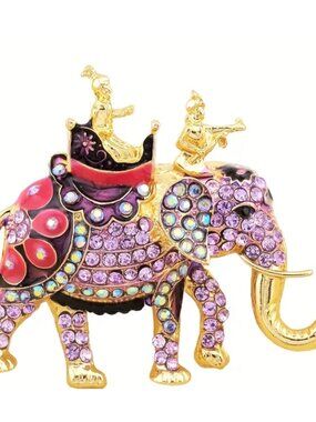 Beautiful Elephant & Antique Carriage Design Charm Crystal Goldtoned Brooch